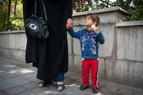 به نگاه مادر سوگند